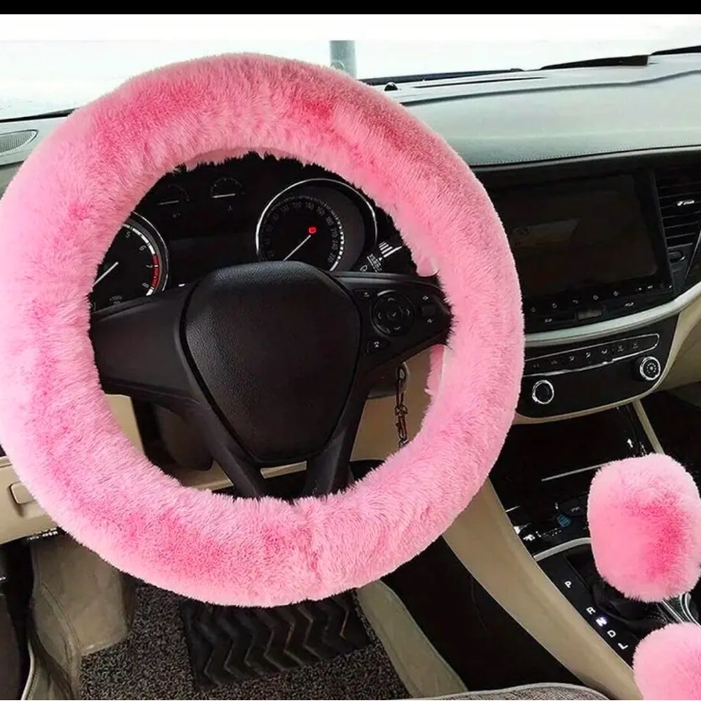 Pink Fluffy Steering Wheel Cover